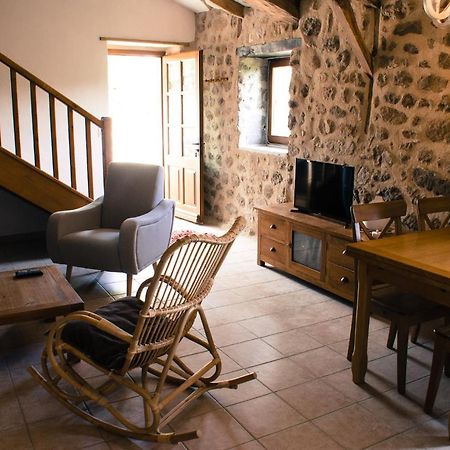 Le Petit Rias Gite Soleil Saint Maurice en Chalencon Екстериор снимка