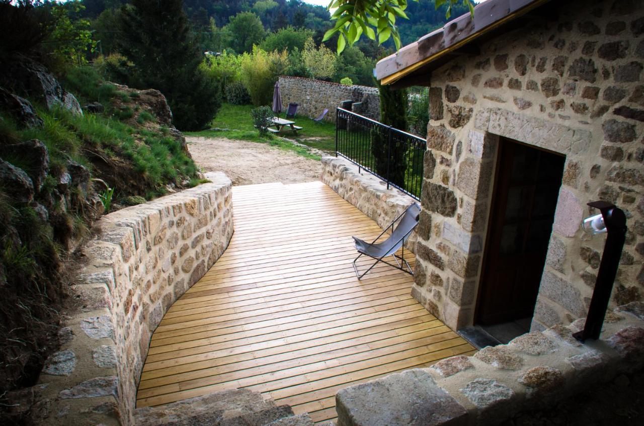 Le Petit Rias Gite Soleil Saint Maurice en Chalencon Екстериор снимка