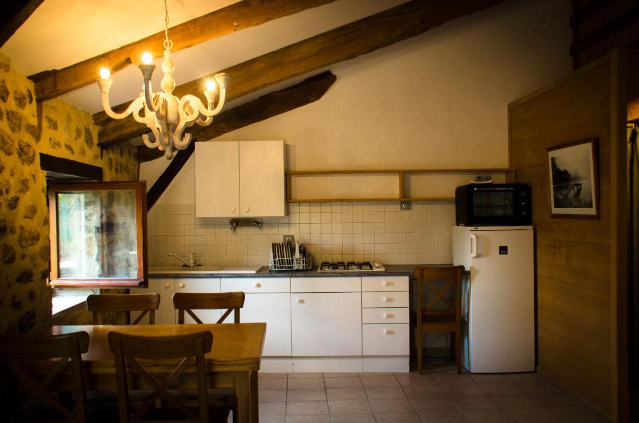 Le Petit Rias Gite Soleil Saint Maurice en Chalencon Екстериор снимка