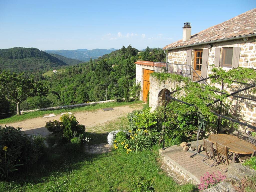 Le Petit Rias Gite Soleil Saint Maurice en Chalencon Екстериор снимка